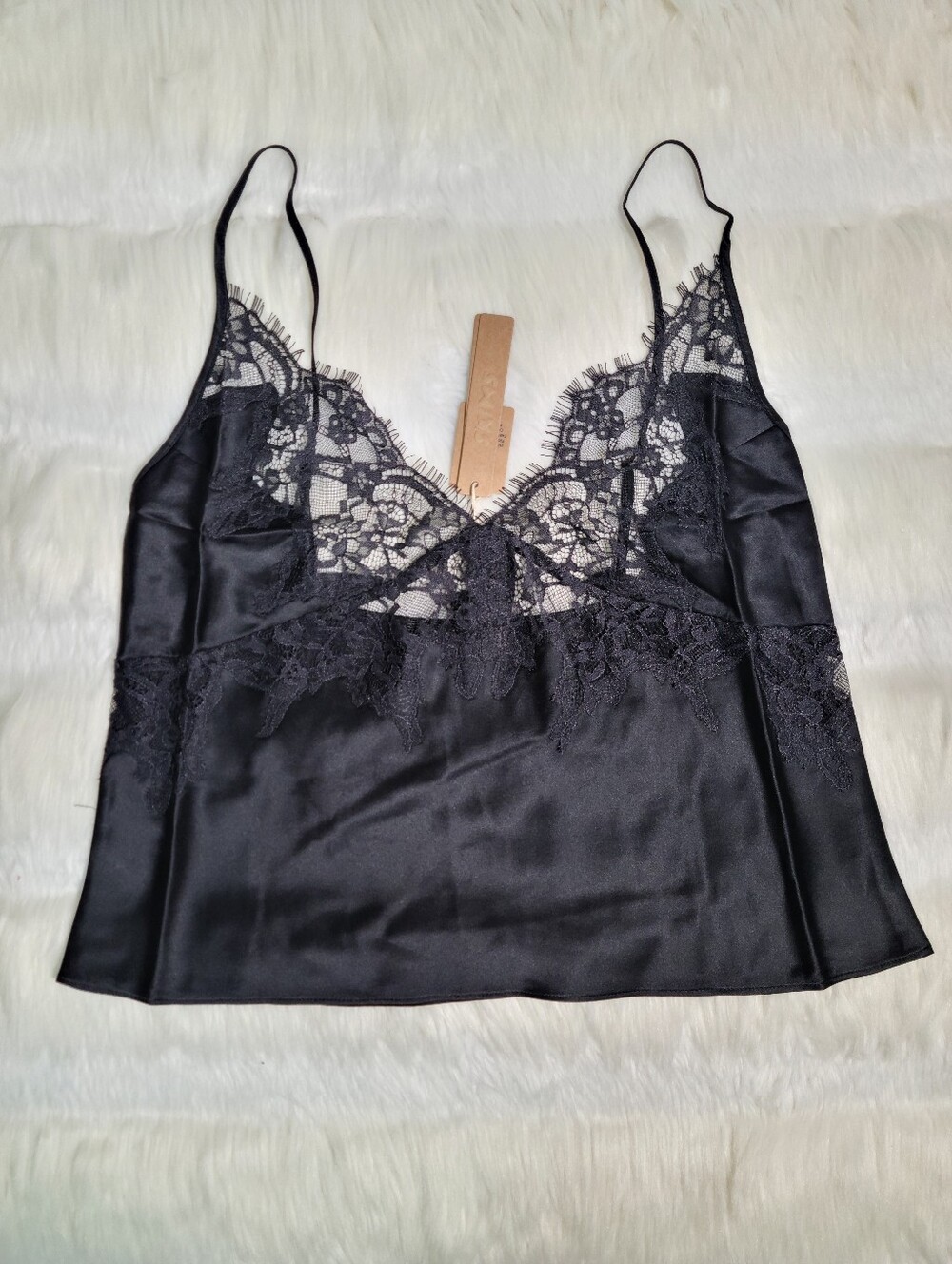SKIMS Silk Lace Cami Black Onyx Women XS NEW